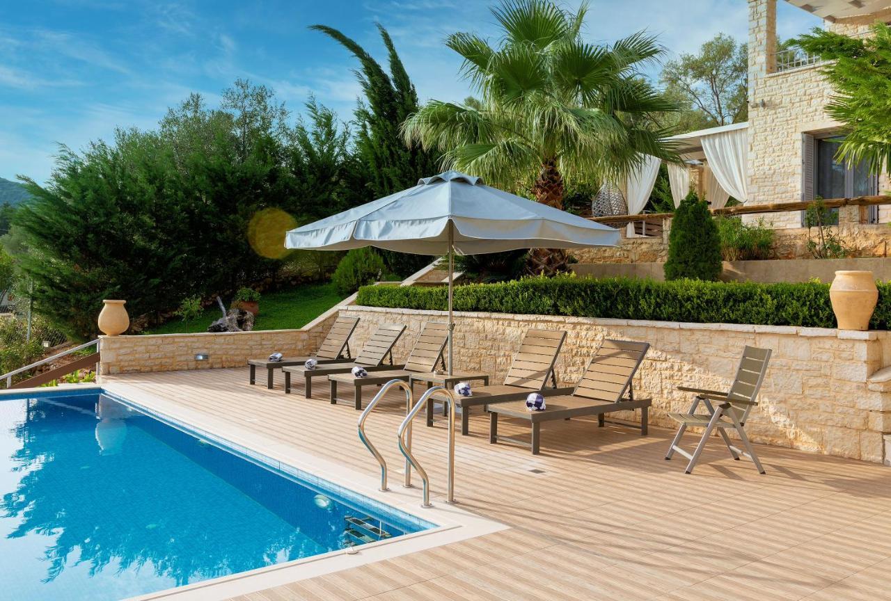 Ionian Diamond Villas Mikros Gialos Exterior photo