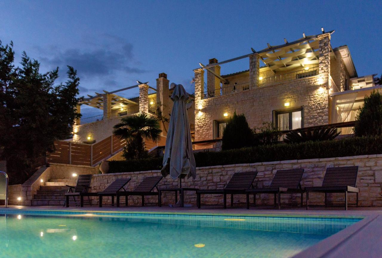 Ionian Diamond Villas Mikros Gialos Exterior photo