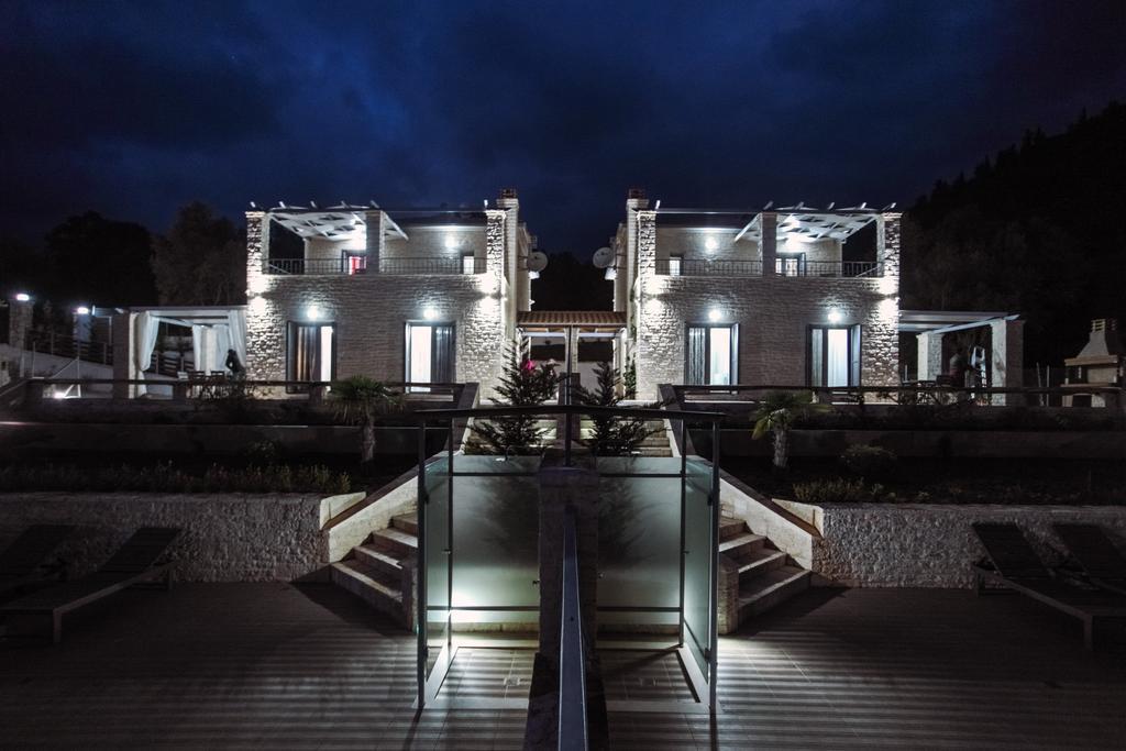 Ionian Diamond Villas Mikros Gialos Exterior photo